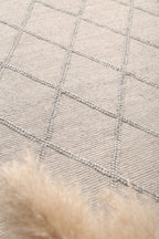 Goa Lattice Wool Blend Grey Rug (No Tassel)