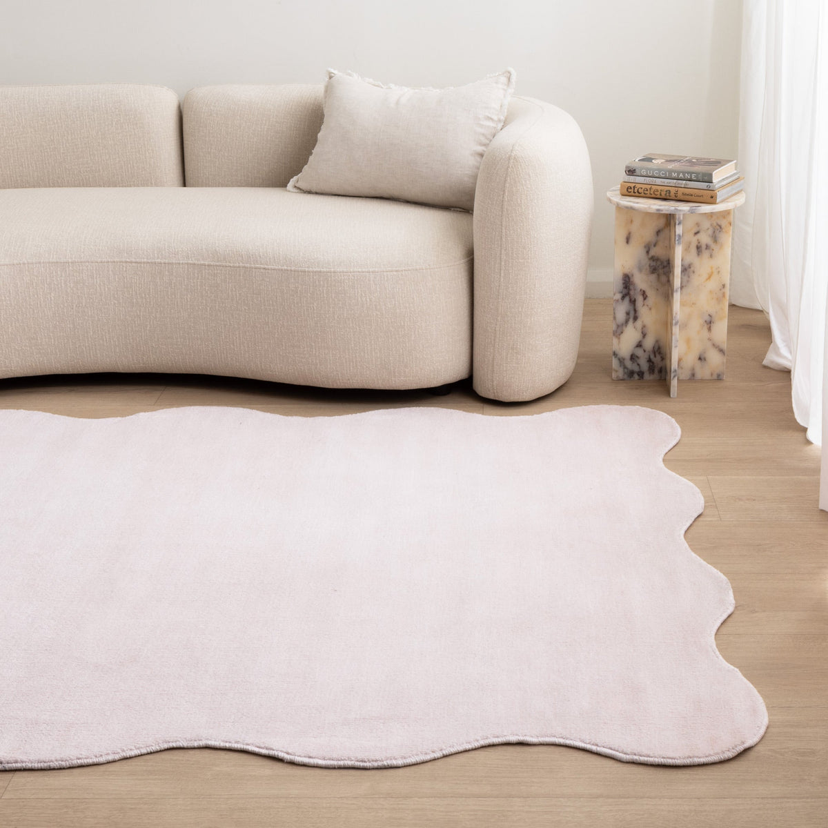 Ollie Scalloped Irregular Rug Pink